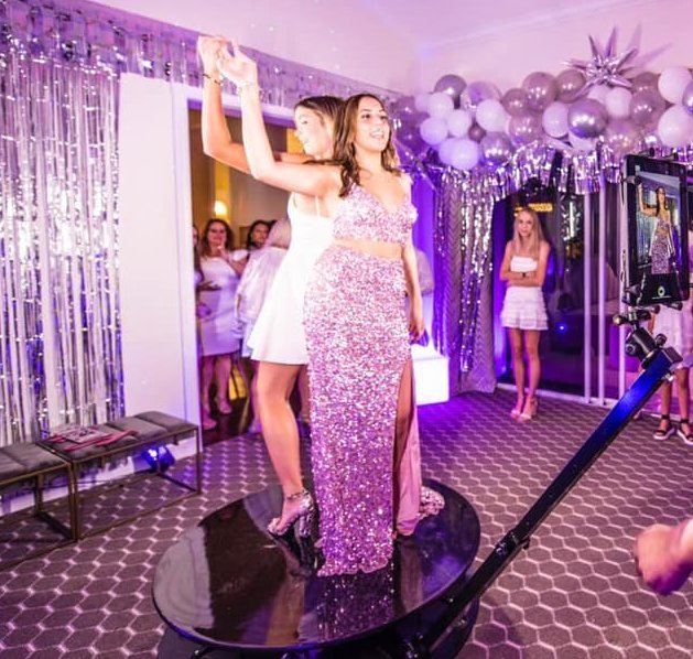 360-video-photo-booth-rental-illinois.jpg